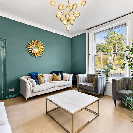 Deluxe 5 Bed In Central Whitby - Parking - Hot Tub Luaran gambar