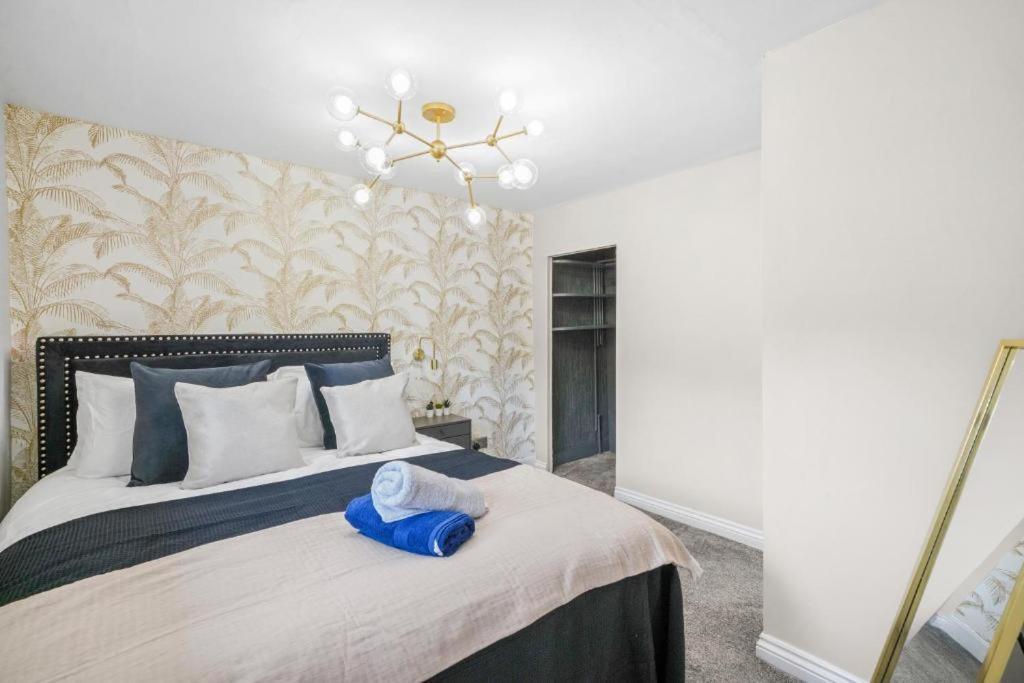 Deluxe 5 Bed In Central Whitby - Parking - Hot Tub Luaran gambar