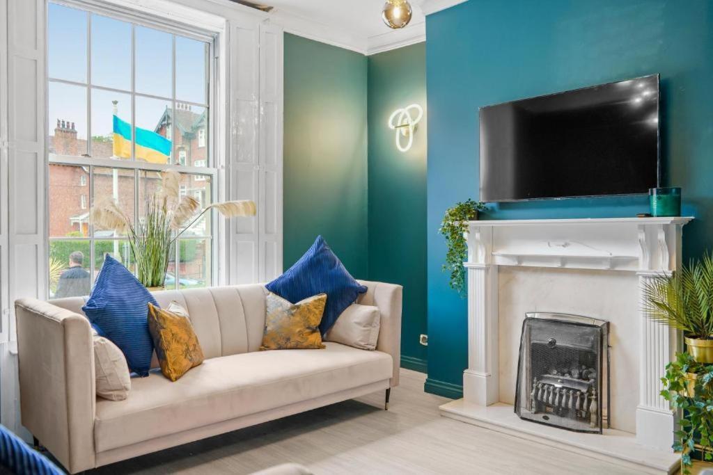 Deluxe 5 Bed In Central Whitby - Parking - Hot Tub Luaran gambar