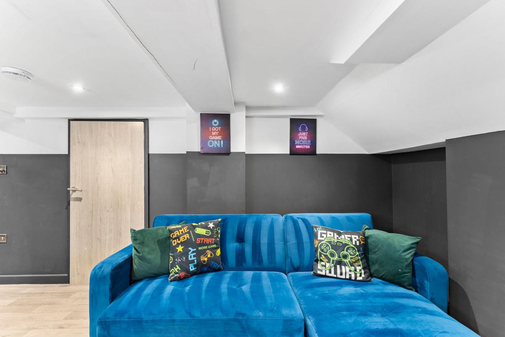 Deluxe 5 Bed In Central Whitby - Parking - Hot Tub Luaran gambar